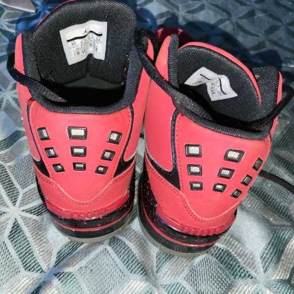 Nike Air Jordan Flight 23 – Size 6 Youth Red Suede Upper - Picture 2 of 6